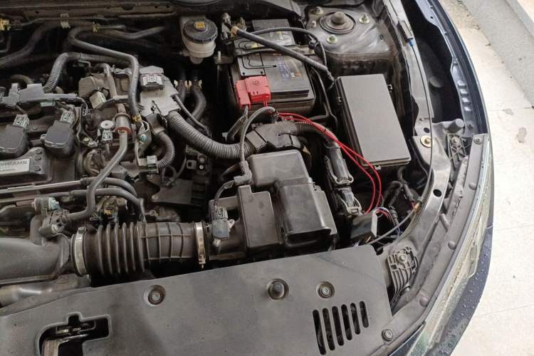 Used Honda Civic 2016 220TURBO CVT Luxury Edition Engine Bay Left