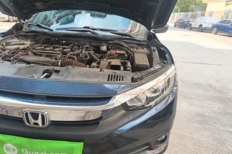 Used Honda Civic 2016 220TURBO CVT Luxury Edition Engine Bay Left