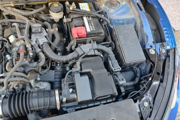 Used Honda Civic 2016 220TURBO CVT Luxury Edition Engine Bay Left