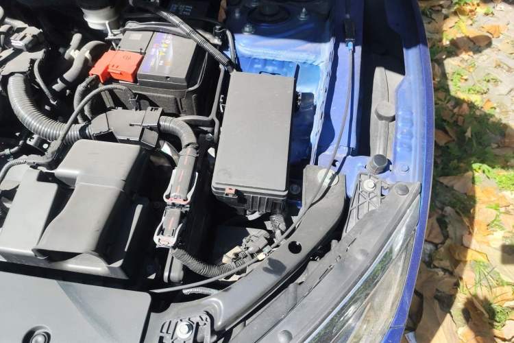 Used Honda Civic 2016 220TURBO CVT Luxury Edition Engine Bay Left