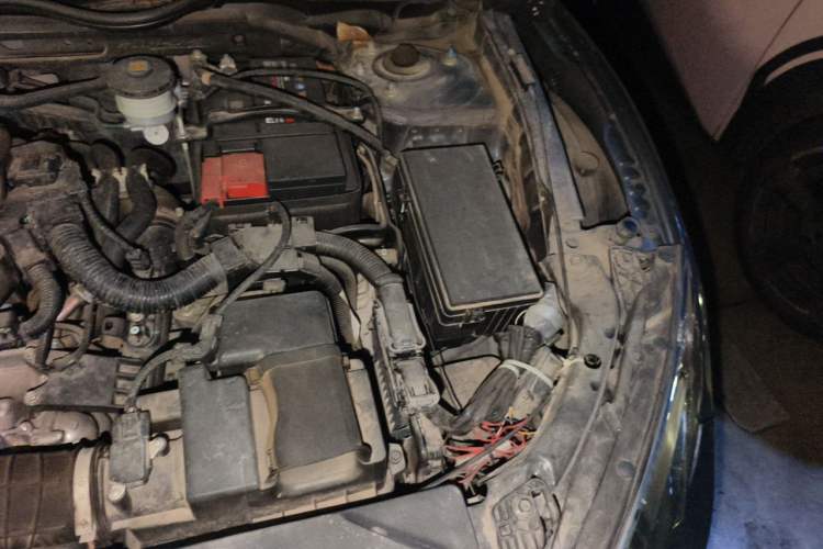Used Honda Civic 2016 220TURBO CVT Luxury Edition Engine Bay Left