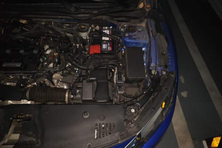 Used Honda Civic 2016 220TURBO CVT Luxury Edition Engine Bay Left