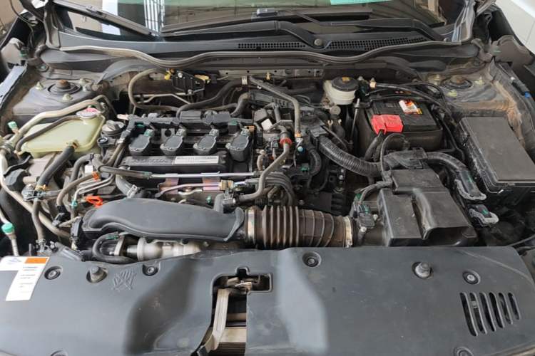Used Honda Civic 2016 220TURBO CVT Luxury Edition Engine Bay