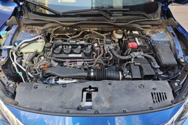 Used Honda Civic 2016 220TURBO CVT Luxury Edition Engine Bay