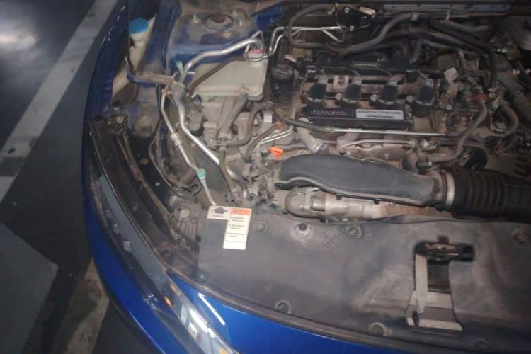 Used Honda Civic 2016 220TURBO CVT Prestige Edition Engine Bay Right