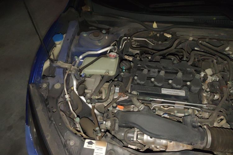 Used Honda Civic 2016 220TURBO CVT Luxury Edition Engine Bay Right