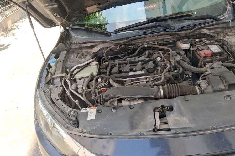 Used Honda Civic 2016 220TURBO CVT Luxury Edition Engine Bay Right