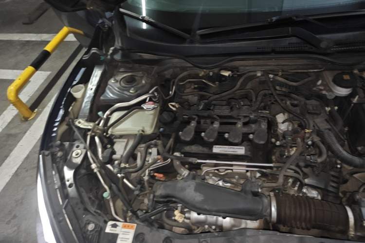 Used Honda Civic 2016 220TURBO CVT Luxury Edition Engine Bay Right
