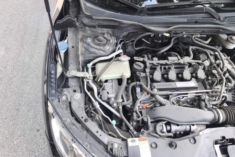 Used Honda Civic 2016 220TURBO CVT Luxury Edition Engine Bay Right