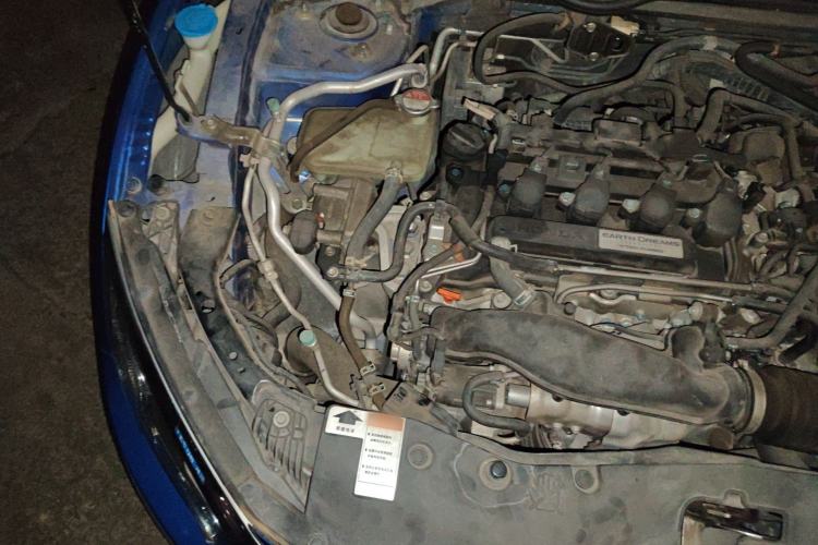 Used Honda Civic 2016 220TURBO CVT Luxury Edition Engine Bay Right