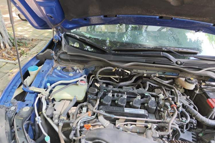 Used Honda Civic 2016 220TURBO CVT Luxury Edition Engine Bay Right