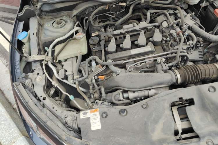 Used Honda Civic 2016 220TURBO CVT Luxury Edition Engine Bay Right