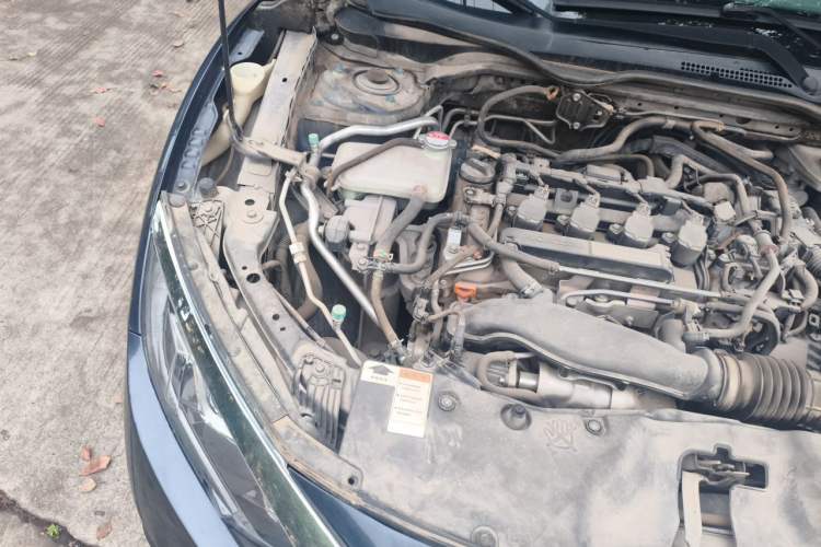 Used Honda Civic 2016 220TURBO CVT Luxury Edition Engine Bay Right