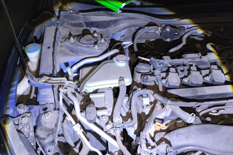 Used Honda Civic 2016 220TURBO CVT Luxury Edition Engine Bay Right