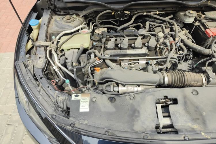 Used Honda Civic 2016 220TURBO CVT Luxury Edition Engine Bay Right