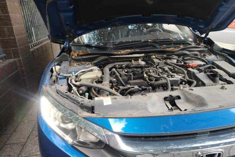Used Honda Civic 2016 180TURBO CVT Comfort Version Engine Bay Right