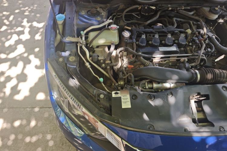 Used Honda Civic 2016 220TURBO CVT Luxury Edition Engine Bay Right