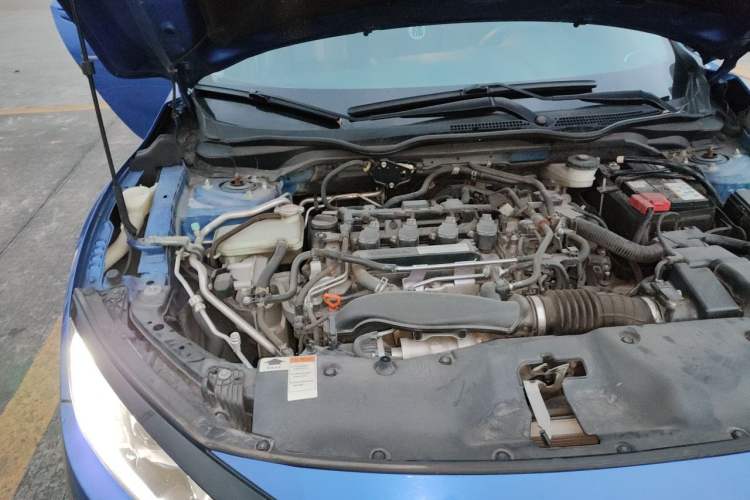 Used Honda Civic 2016 220TURBO CVT Luxury Edition Engine Bay Right