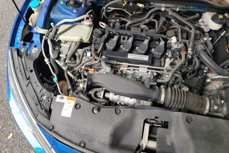 Used Honda Civic 2016 220TURBO CVT Prestige Edition Engine Bay Right