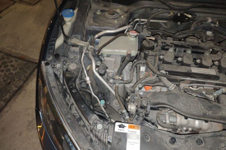Used Honda Civic 2016 220TURBO CVT Luxury Edition Engine Bay Right