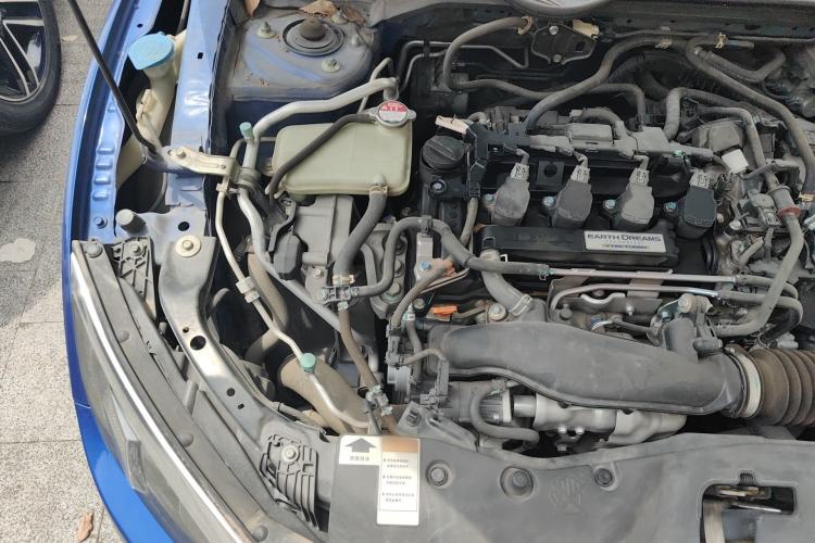 Used Honda Civic 2016 220TURBO CVT Luxury Edition Engine Bay Right