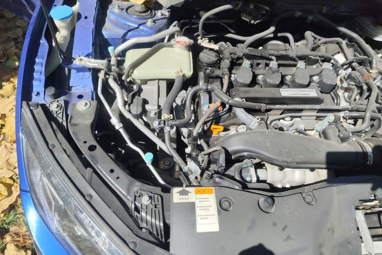 Used Honda Civic 2016 220TURBO CVT Luxury Edition Engine Bay Right
