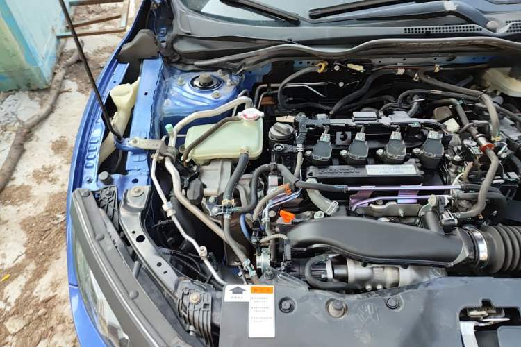 Used Honda Civic 2016 220TURBO CVT Luxury Edition Engine Bay Right