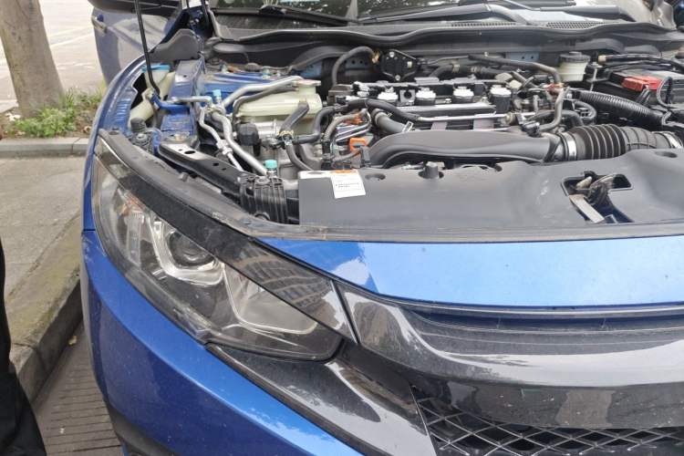 Used Honda Civic 2016 220TURBO CVT Luxury Edition Engine Bay Right