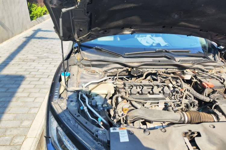 Used Honda Civic 2016 220TURBO CVT Prestige Edition Engine Bay Right