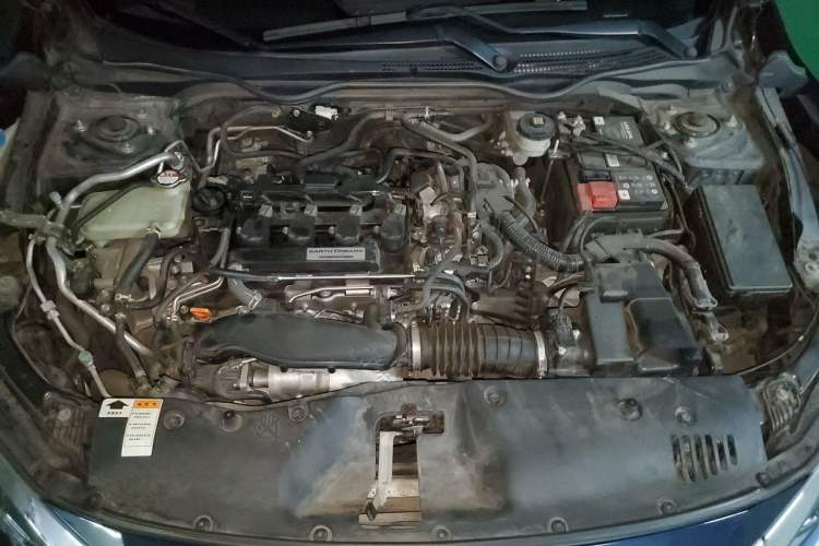 Used Honda Civic 2016 220TURBO CVT Luxury Edition Engine Bay