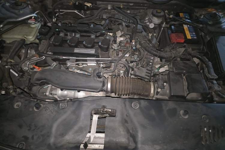Used Honda Civic 2016 220TURBO CVT Luxury Edition Engine Bay