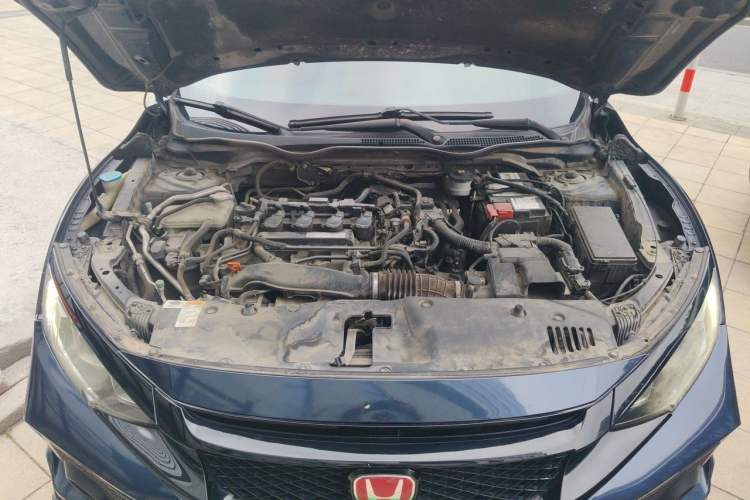 Used Honda Civic 2016 220TURBO Manual Luxury Edition Engine Bay