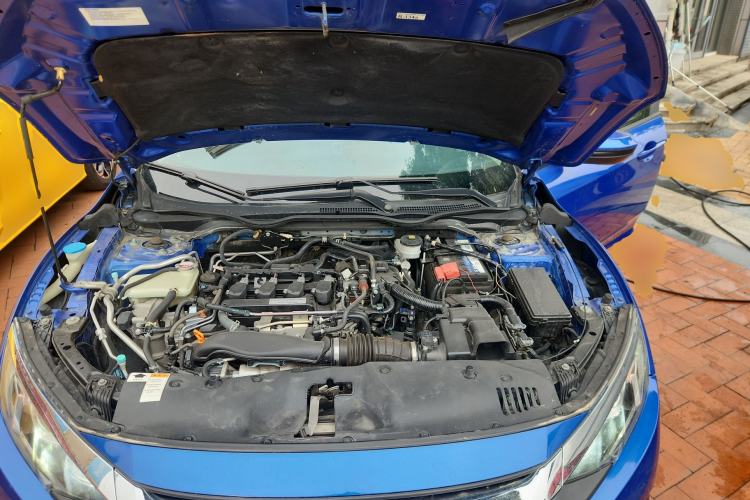 Used Honda Civic 2016 220TURBO CVT Luxury Edition Engine Bay