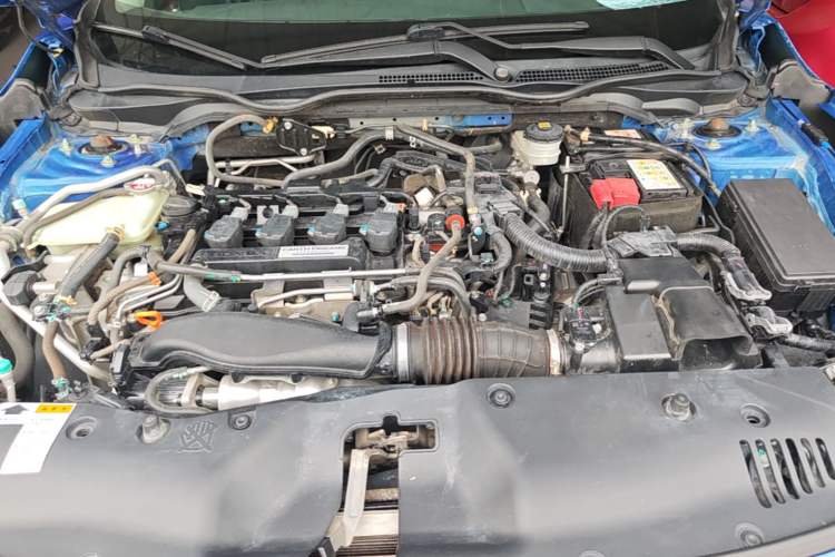 Used Honda Civic 2016 220TURBO CVT Prestige Edition Engine Bay