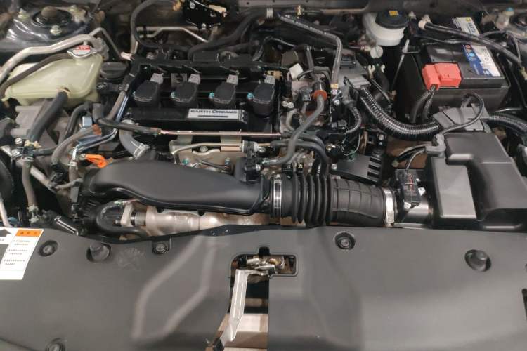 Used Honda Civic 2016 220TURBO CVT Luxury Edition Engine Bay