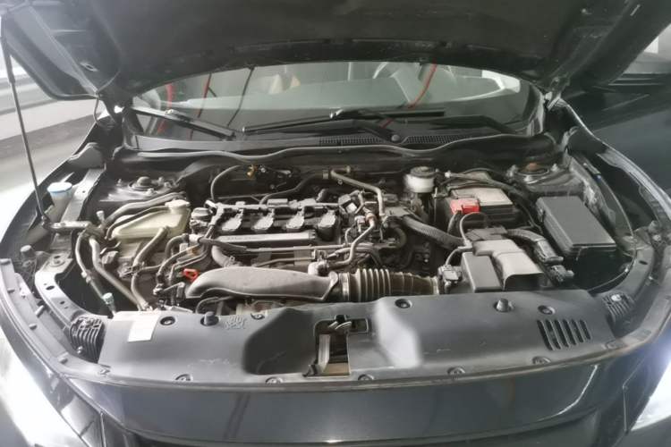 Used Honda Civic 2016 220TURBO CVT Luxury Edition Engine Bay