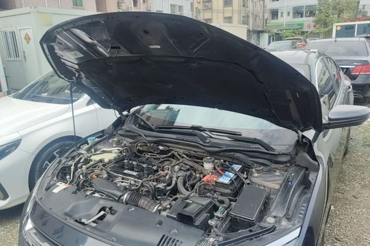 Used Honda Civic 2016 220TURBO CVT Luxury Edition Engine Bay