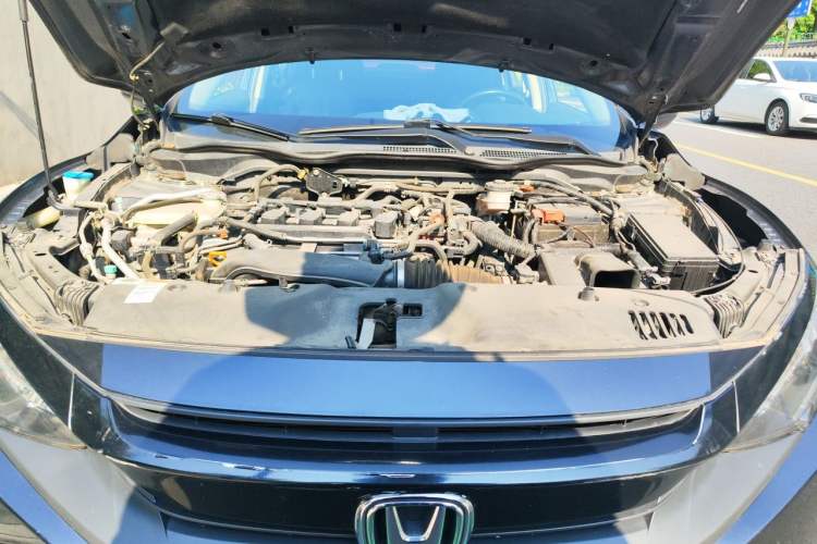 Used Honda Civic 2016 220TURBO CVT Prestige Edition Engine Bay