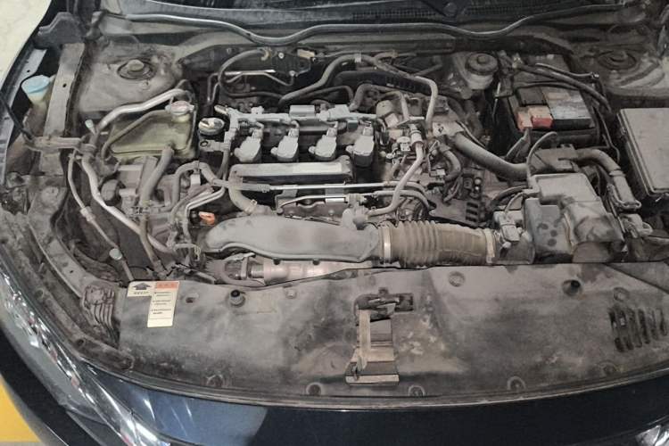 Used Honda Civic 2016 220TURBO CVT Prestige Edition Engine Bay