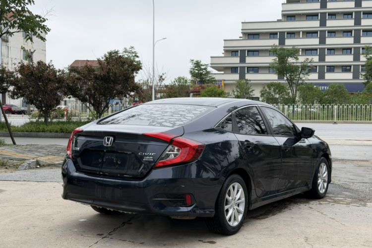 Used Honda Civic 2016 180TURBO CVT Comfort Version Exterior 2