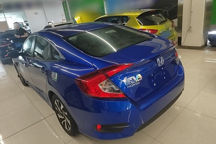 Used Honda Civic 2016 220TURBO CVT Luxury Edition Exterior 2