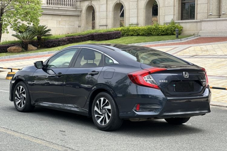 Used Honda Civic 2016 220TURBO CVT Luxury Edition Exterior 2