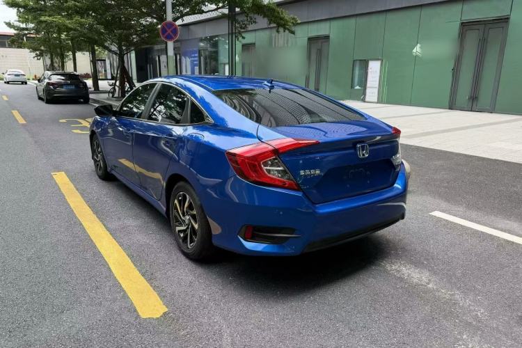 Used Honda Civic 2016 220TURBO CVT Luxury Edition Exterior 3
