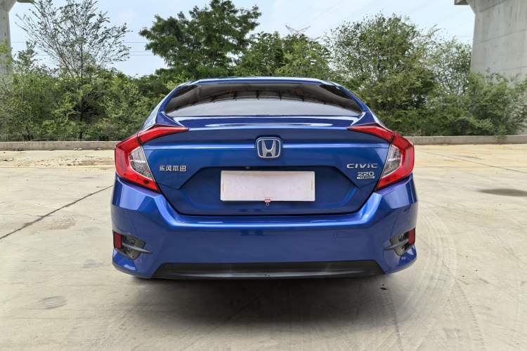 Used Honda Civic 2016 220TURBO Manual Luxury Edition Exterior 3