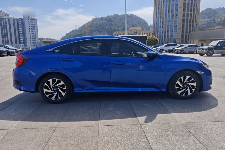 Used Honda Civic 2016 220TURBO CVT Luxury Edition Exterior 3