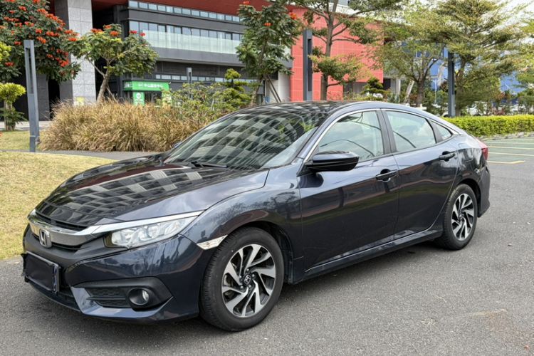 Used Honda Civic 2016 220TURBO CVT Luxury Edition Exterior 3