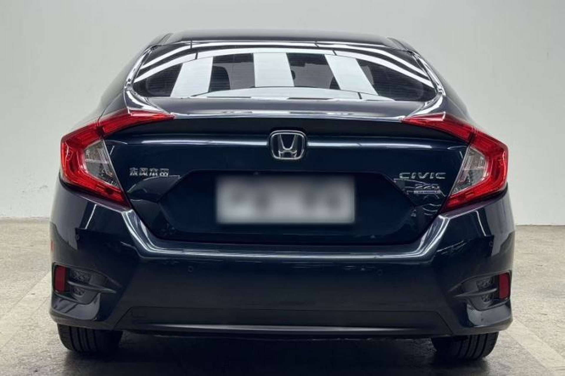 Used Honda Civic 2016 220TURBO Manual Luxury Edition Exterior 3