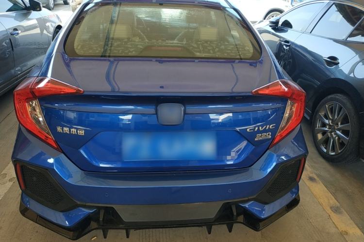 Used Honda Civic 2016 220TURBO CVT Luxury Edition Exterior 4