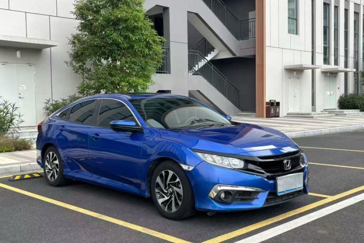 Used Honda Civic 2016 220TURBO CVT Luxury Edition Exterior 5