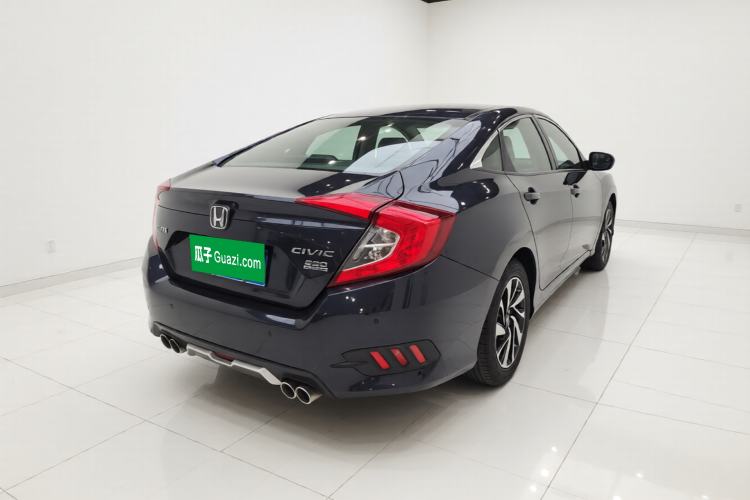 Used Honda Civic 2016 220TURBO CVT Luxury Edition Exterior 5